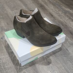 Earth Origins Women's Suede Olive Ankle Booties